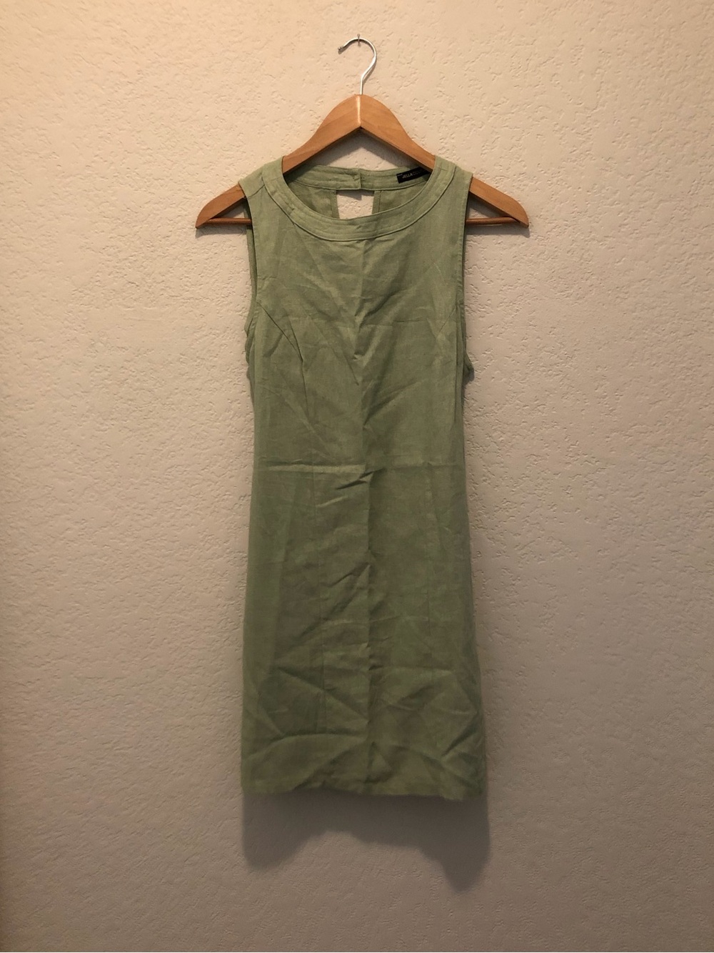 Jella Couture Olive Green Sleeveless Shift Dress